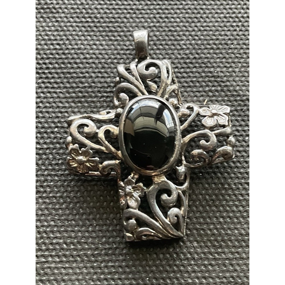 vintage sterling silver 925 black onyx ornate floral filigree cross pendant